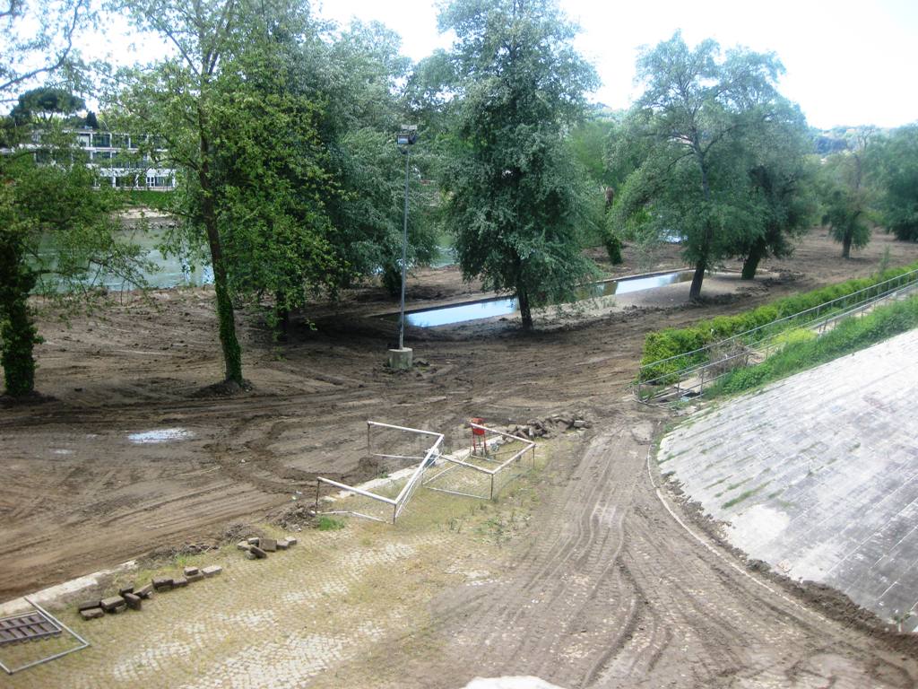 sponda-tevere-1.jpg sponda-tevere-1.jpg