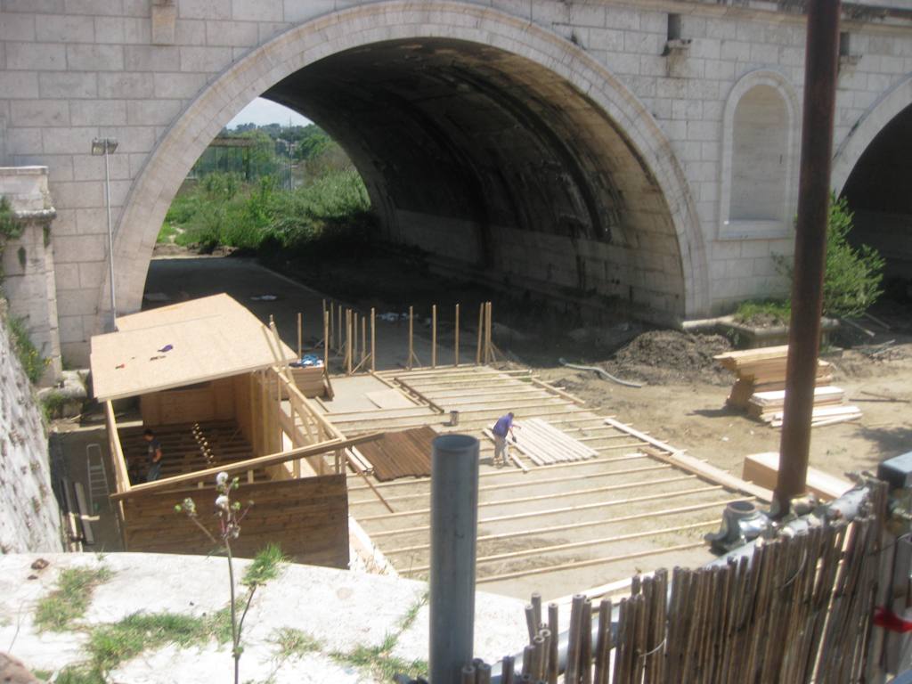 sponda-tevere-4.jpg sponda-tevere-4.jpg