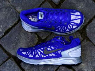 nike240.jpg