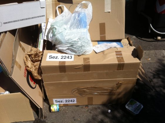 urne abbandonate via mengotti