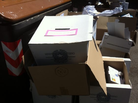 urne abbandonate via mengotti