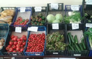 Chiuso un minimarket in via della Farnesina per carenze igienico-sanitarie minimarket