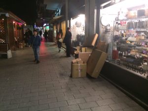 Raccolta Cartoni in Via Flaminia