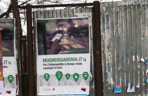Affissioni abusive, quando ci casca pure il Campidoglio muoversiaroma2