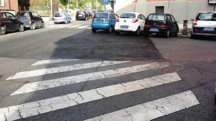 Incrocio con via Duchi di Castro