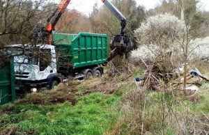 Parco di Veio bonificato da roulotte, carcasse d’auto e rifiuti vari