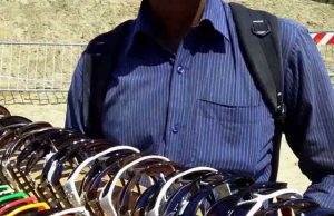 Ponte Milvio, 5mila euro di multa a un bengalese vucumprà