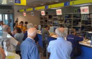 fila alla posta pensione