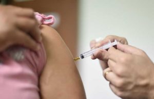 Al via il piano vaccini nei campi nomadi. Il 23 maggio al River vaccini