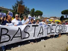 manifestazione-isola-ecologica