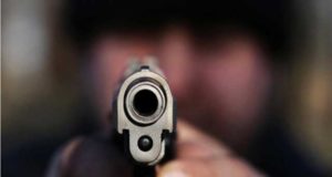 pistola via della farnesina