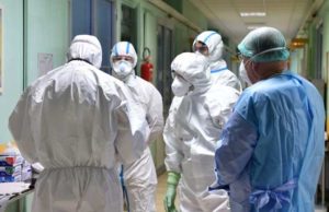 100mila medici scrivono a Speranza: “Combattere il coronavirus rafforzando il territorio” medici-coronavirus