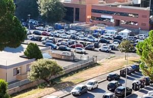 fila-casa-salute-labaro