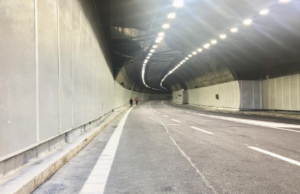 Galleria Giovanni XXIII. Muore un motociclista