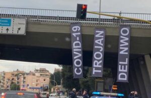 Tre striscioni no-vax appesi a Corso Francia striscioni-corso-francia