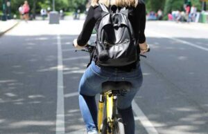 Domenica 29 marzo ultima domenica ecologica donna-bici