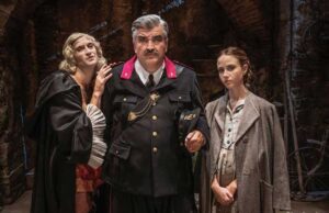 Una costola della saga de “Il commissario Ricciardi” al teatro Parioli METTICI-LA-MANO