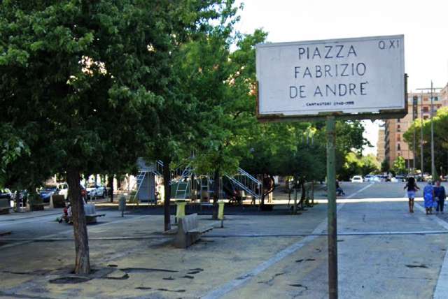piazza fabrizio de andre