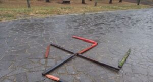 svastica parco papacci