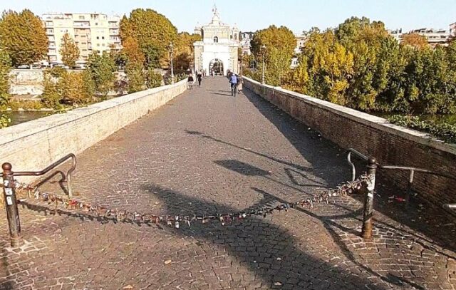 lucchetti ponte milvio 2024