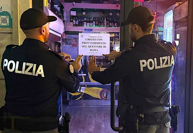 bar chiuso via flaminia