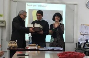 Liceo Matematico Pascal, esce il primo “giornalino” consegna primo giornalino liceo matematico Pascal