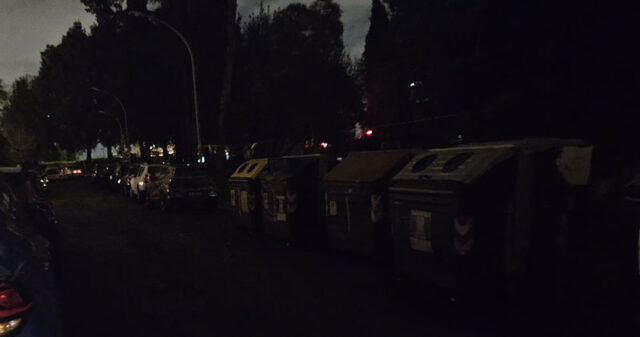 Via del Podismo Roma. Mancanza illuminazione pubblica areti