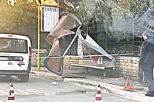 pensilina fermata atac Silla