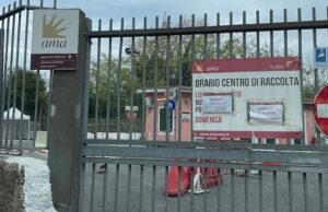 isola ecologica ama campi sportivi