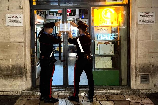 bar chiuso via flaminia