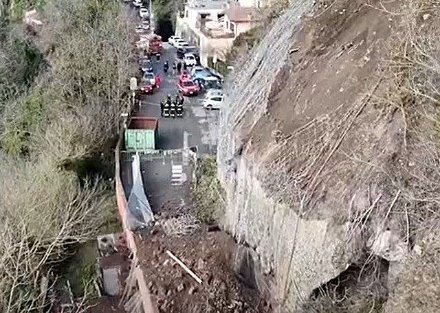 frana isola farnese vista dal drone