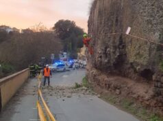 via isola farnese bloccata