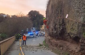 via isola farnese bloccata
