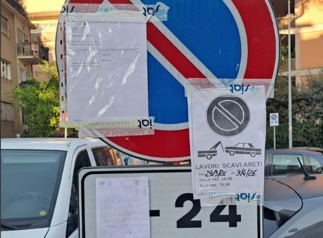 divieto di sosta largo melegari